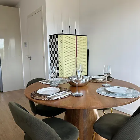 Acogedora Casa En *