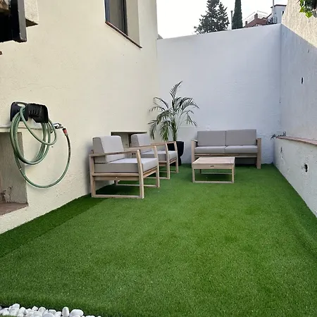 Acogedora Casa En Papiol